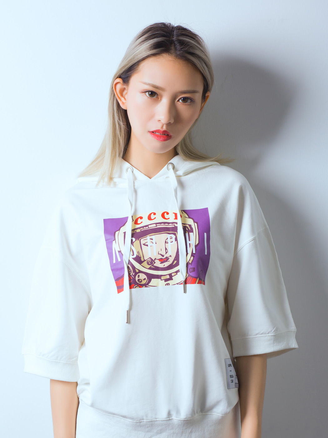 ASH'PHI|ASH'PHI|女|卫衣|ASH'PHI 宇航员 女款复古印花中袖连帽卫衣