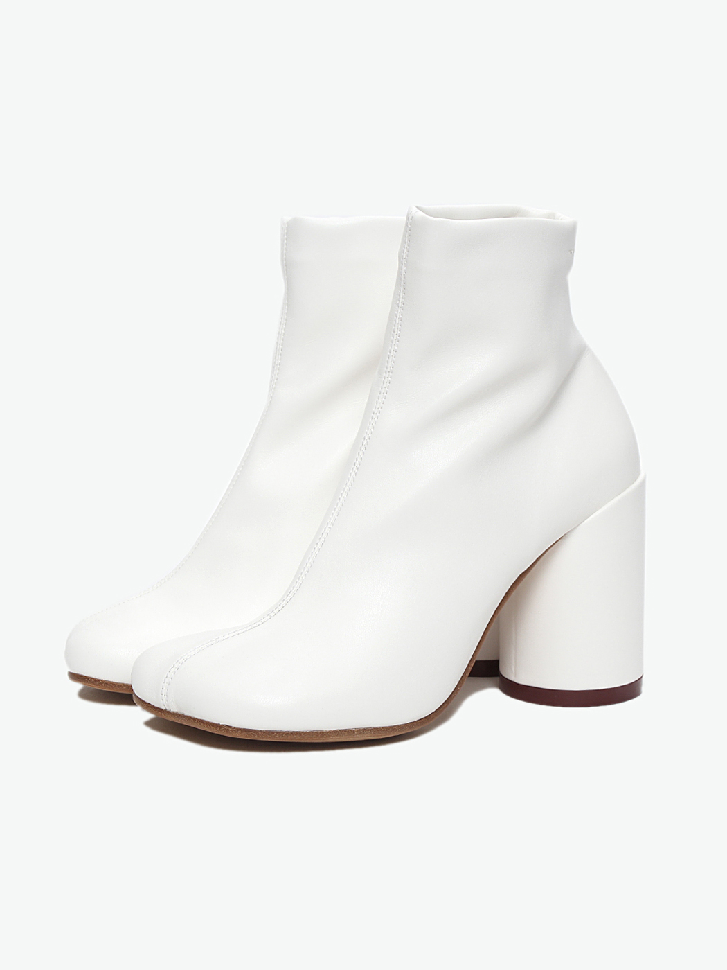 Mm6 Maison Margiela 白色粗跟短靴 Mm6 Maison Margiela靴子 Yoho Buy 有货